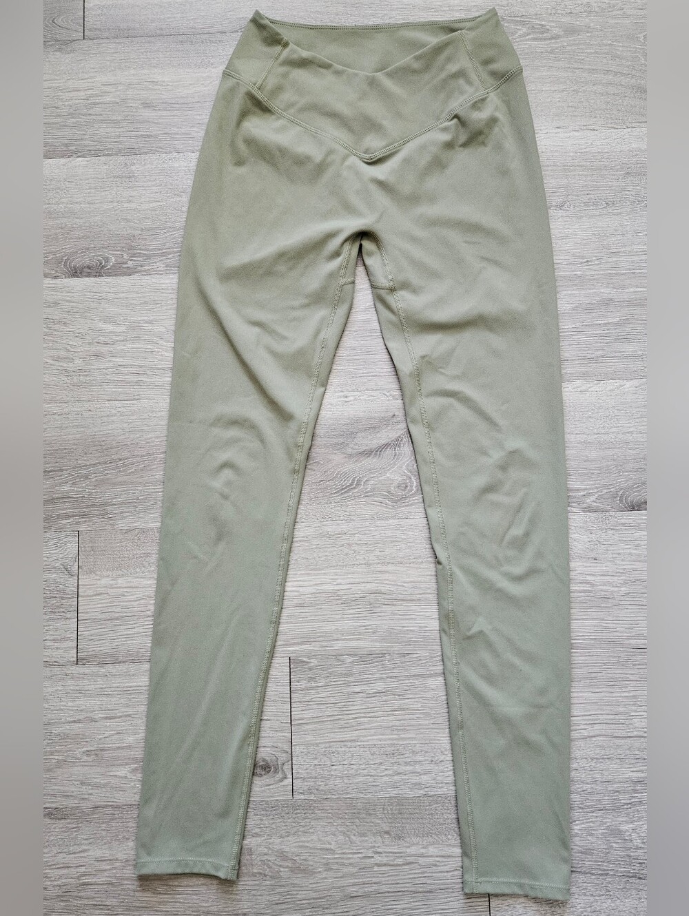 1st Phorm Women's Sage Green Leggings Size Large Tall